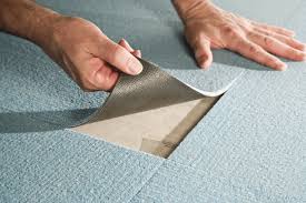 [UPLFM-0570] Carpet Fixer & Fixing Of Carpet Tiles