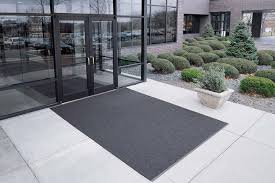 [UPLFM-0592] Providing & Installation Of Floor Matt Make 3M
