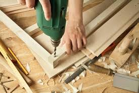 [UPLFM-0621] Wooden Furniture Repairing With All Respect